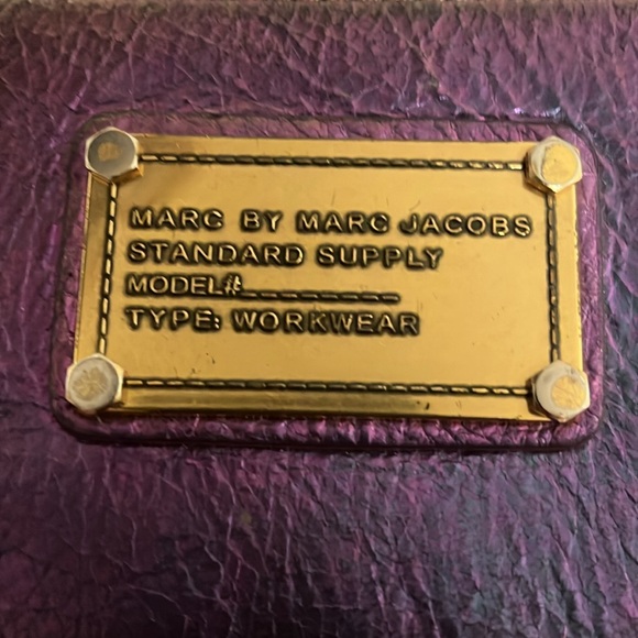 Marc By Marc Jacobs passport wallet - Picture 5 of 6